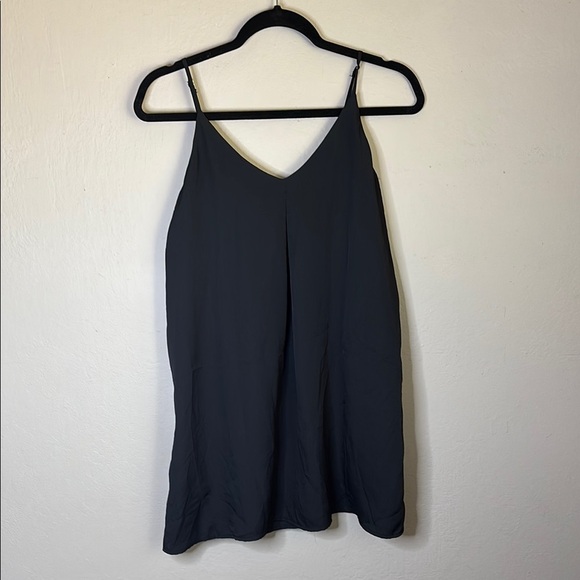 Tobi Women's Black Sleeveless Mini Dress size small - Picture 1 of 6